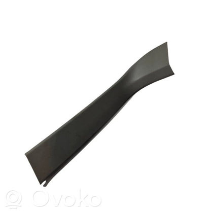 Cita veida bagāžnieka dekoratīvās apdares detaļa