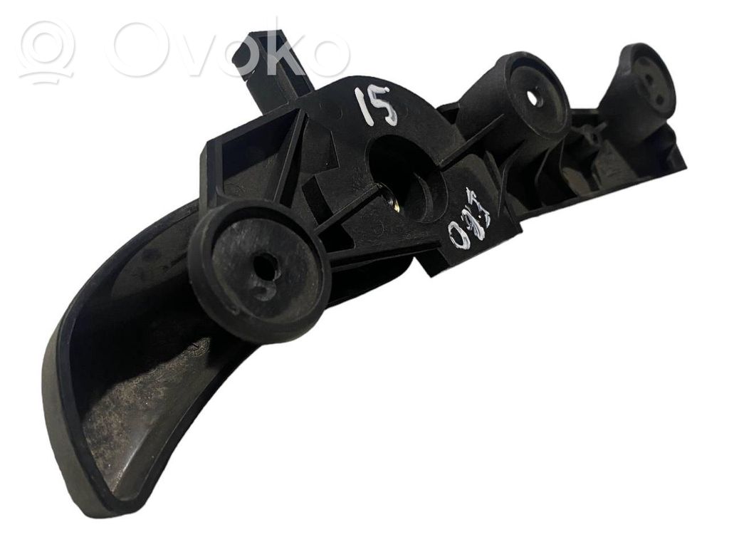 Dzinēja pārsega attaisīšanas rokturītis