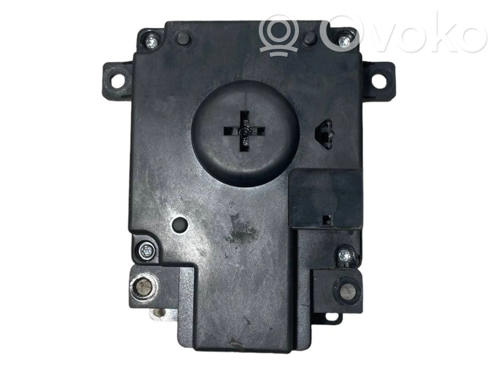 Multimediju kontrolieris