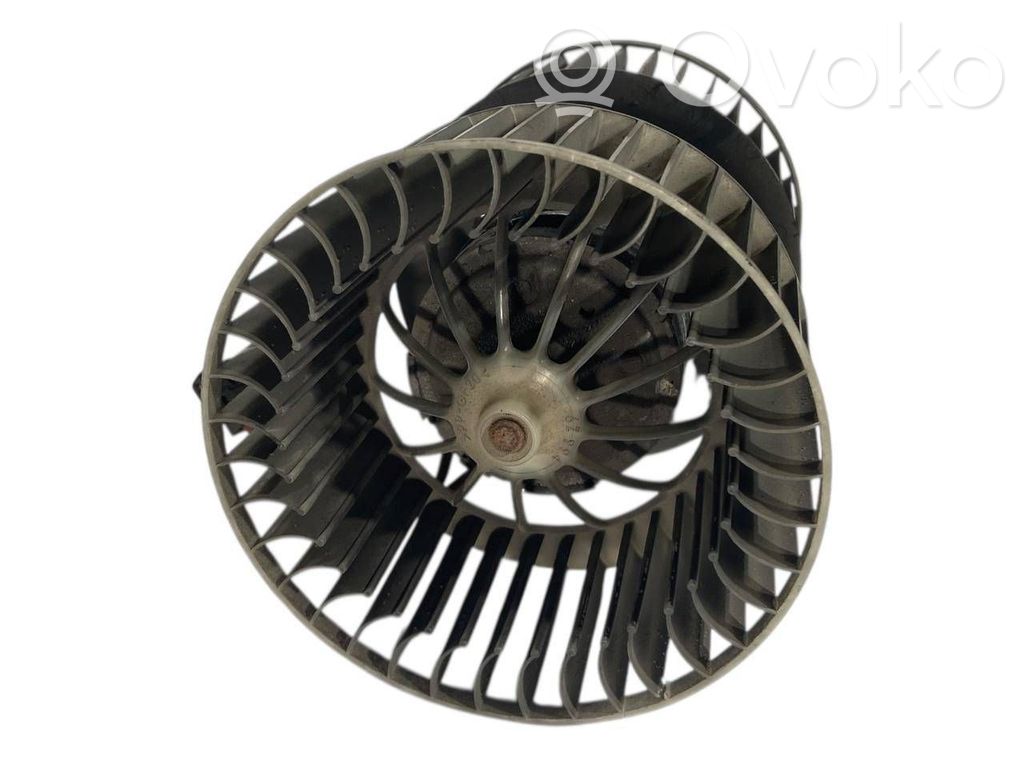 Mazā radiatora ventilators