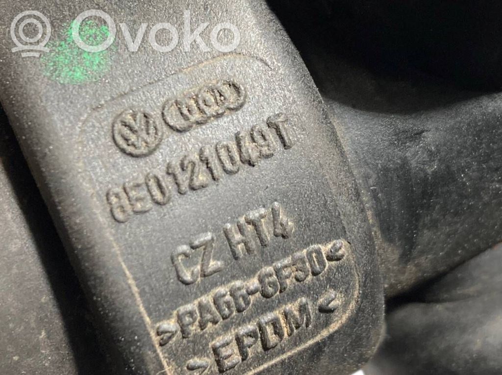 Caurulīte (-es) / šļūtene (-es)