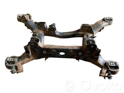 Pusrāmis aizmugurējais / priekšējais