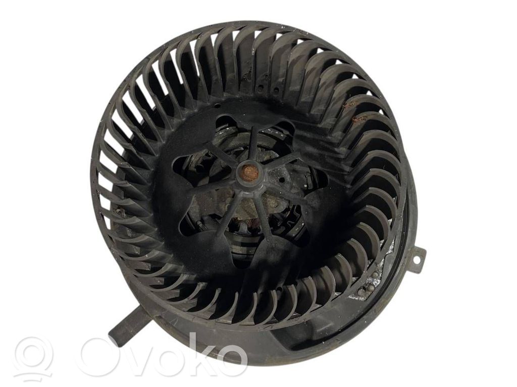 Mazā radiatora ventilators