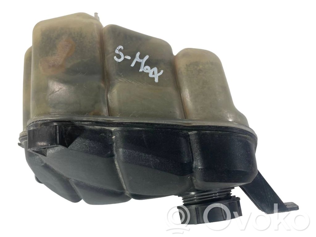 Coolant expansion tank