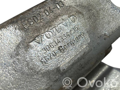 Aizmugurējā pārsega eņģe (-ess)