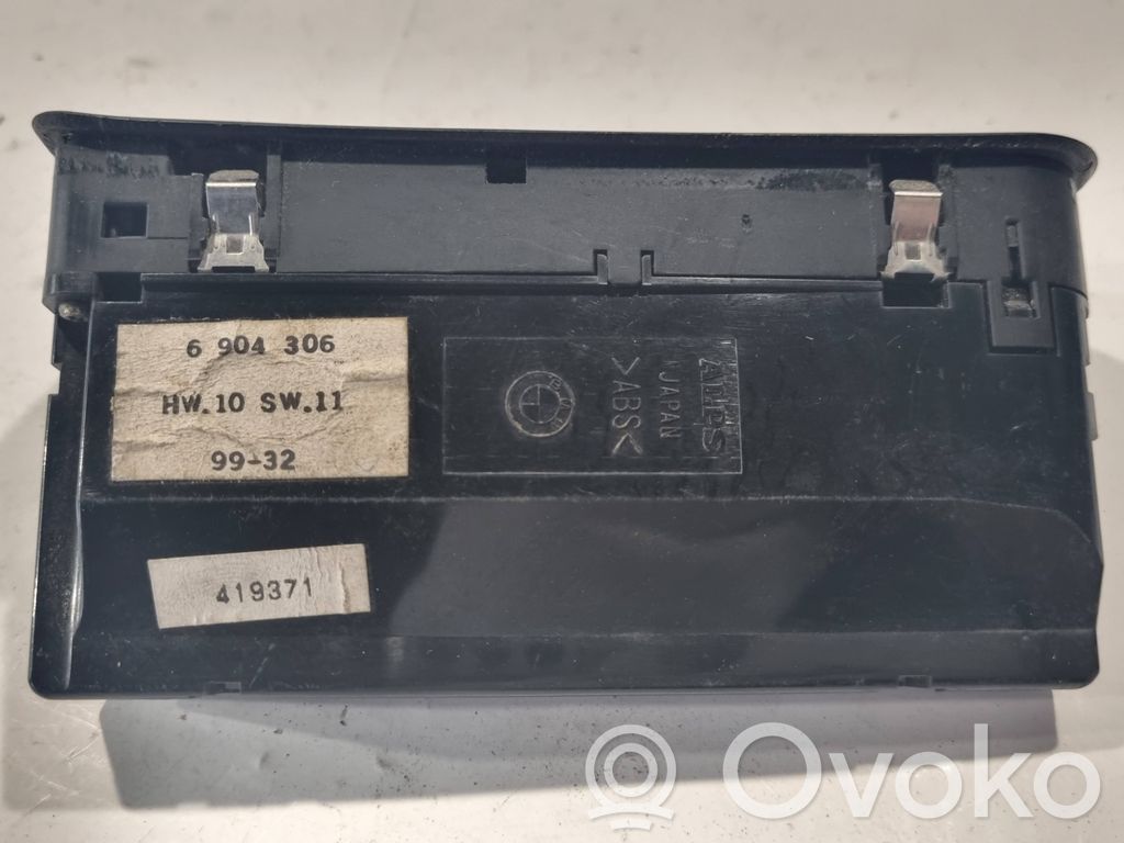Window lift control switch(es)