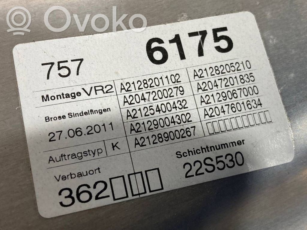 Priekšpusē elektriskā loga pacelšanas mehānisma komplekts