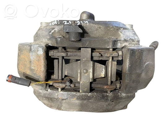 Priekšējais suports