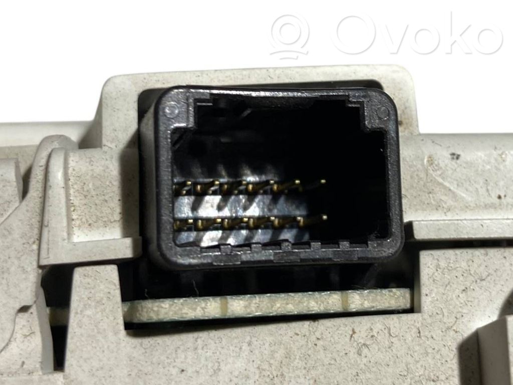 Spidometrs (instrumentu panelī)