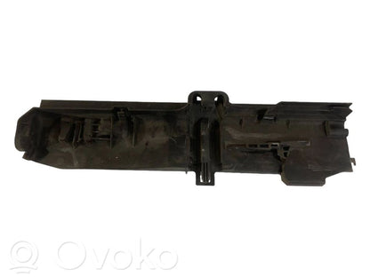 Radiatora (-u) turētājs / kronšteins