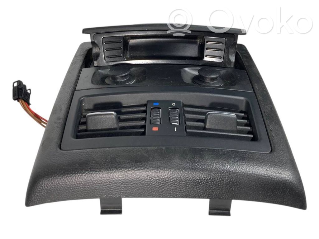 Aizmugurējā gaisa - ventilācijas reste