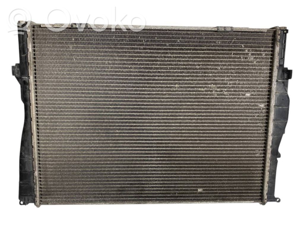 Coolant radiator