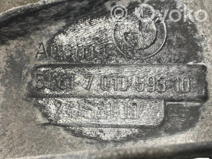 Dzinēja nostiprināšanas stiprinājums-kronšteins