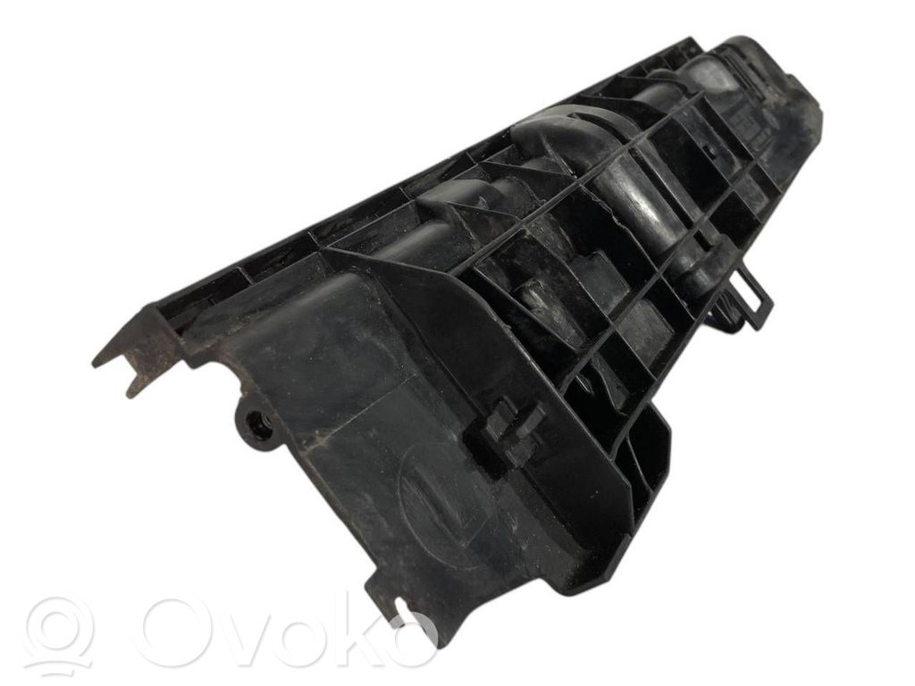 Держатель/кронштейн радиатора(ов)