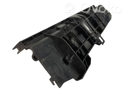 Radiator(s) holder/bracket