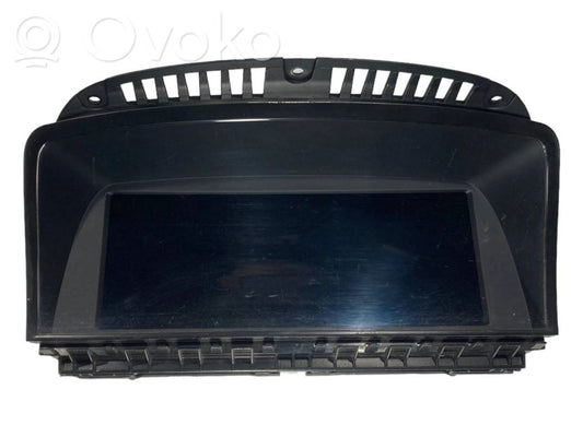 Screen / display / small screen
