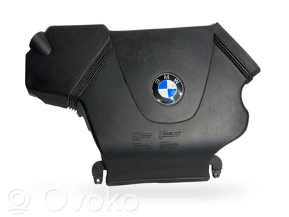 Engine cover (decorative trim)