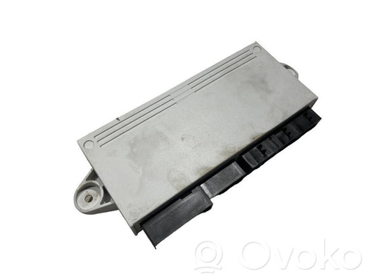 Durvju vadības bloks