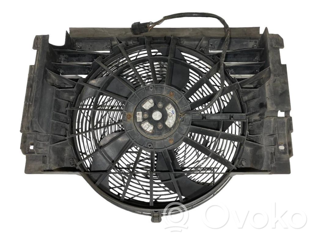 Elektrisks radiatoru ventilators