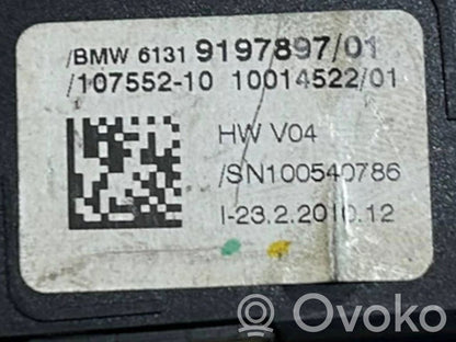 Šasijas aukstuma / stingruma regulēšanas slēdzis