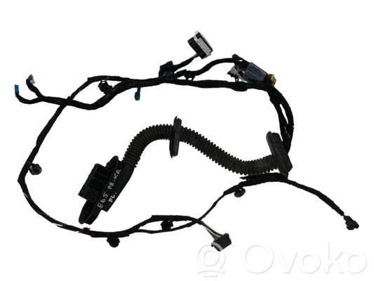 Монтаж электропроводки входной двери