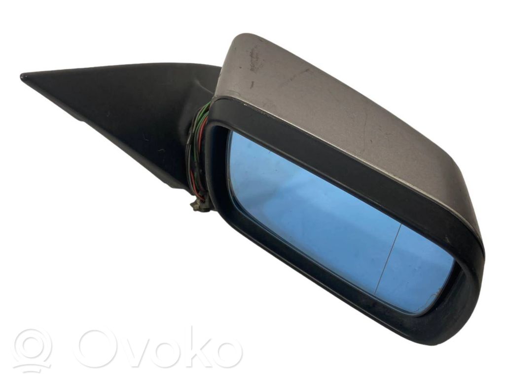 Spogulis (elektriski vadāms)