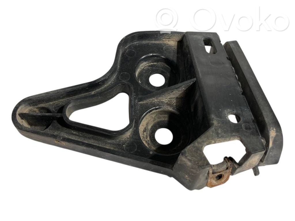 Aizmugurējā bufera montāžas kronšteins