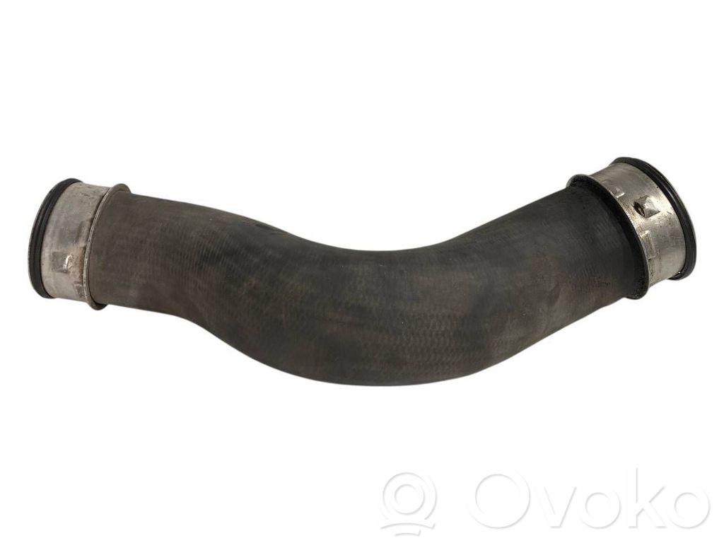 Interkūlera šļūtene (-es) / caurule (-es)