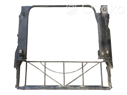 Radiatora (-u) turētājs / kronšteins