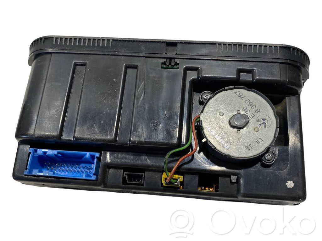 Gaisa kondicioniera / klimata kontroles / salona apsildes vadības bloks (salonā)