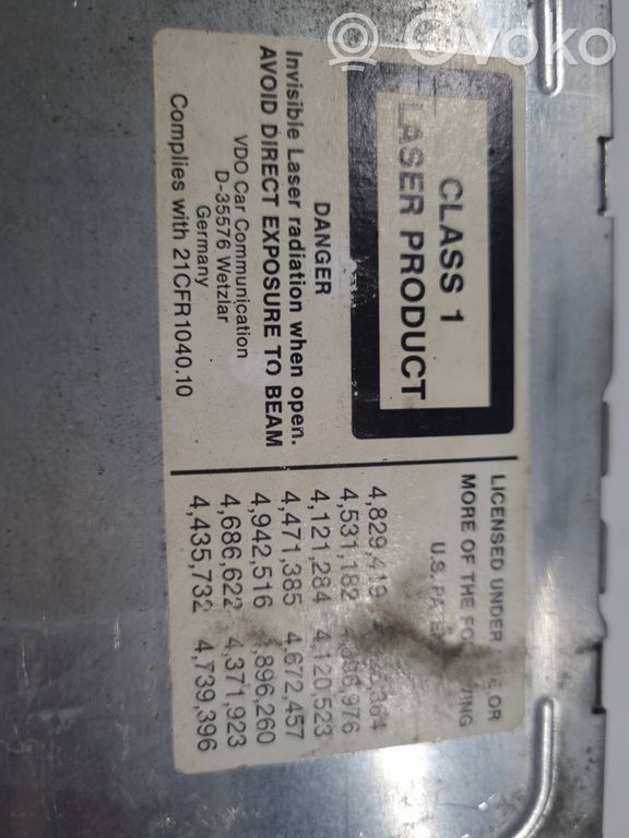 Radio / CD/DVD atskaņotājs / navigācija