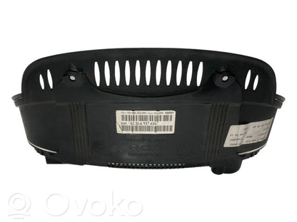 Spidometrs (instrumentu panelī)