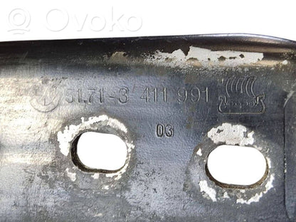 Cita veida dzinēja nodalījuma detaļa