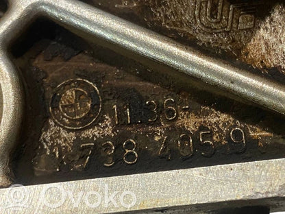 Eļļas pievades caurulīte (karterī)