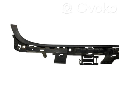 Rear bumper mounting bracket