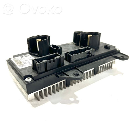 Barošanas vadības bloks