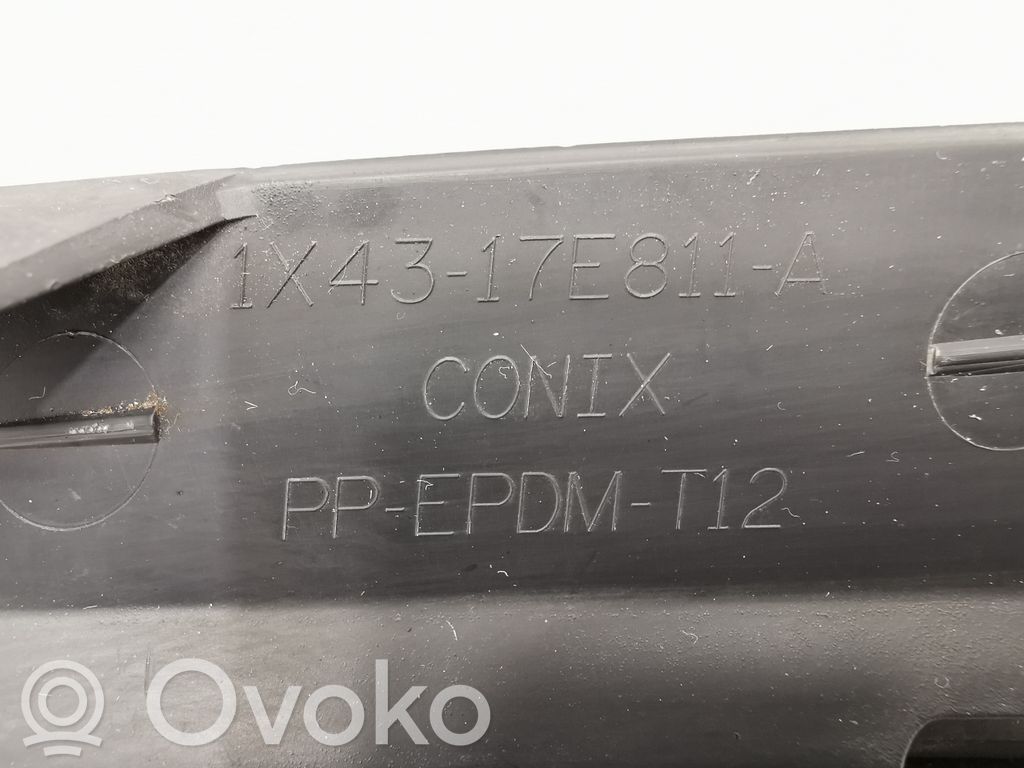 Apakšējais režģis (trīsdaļīgs)