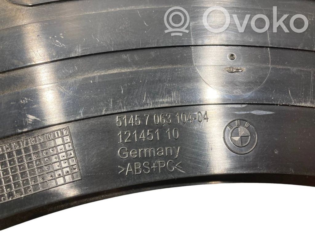 Glāžu turētājs (priekšā)