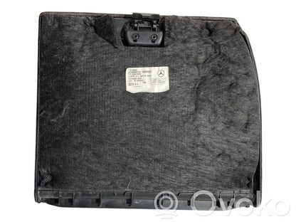 Боковая декоративная панель отделки