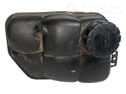 Dzesēšanas šķidruma izplešanās tvertne