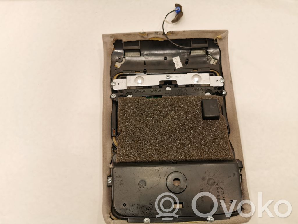 Priekšējo vietu apgaismojums