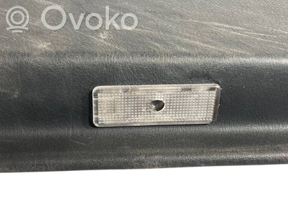 Priekšējo durvju apdare