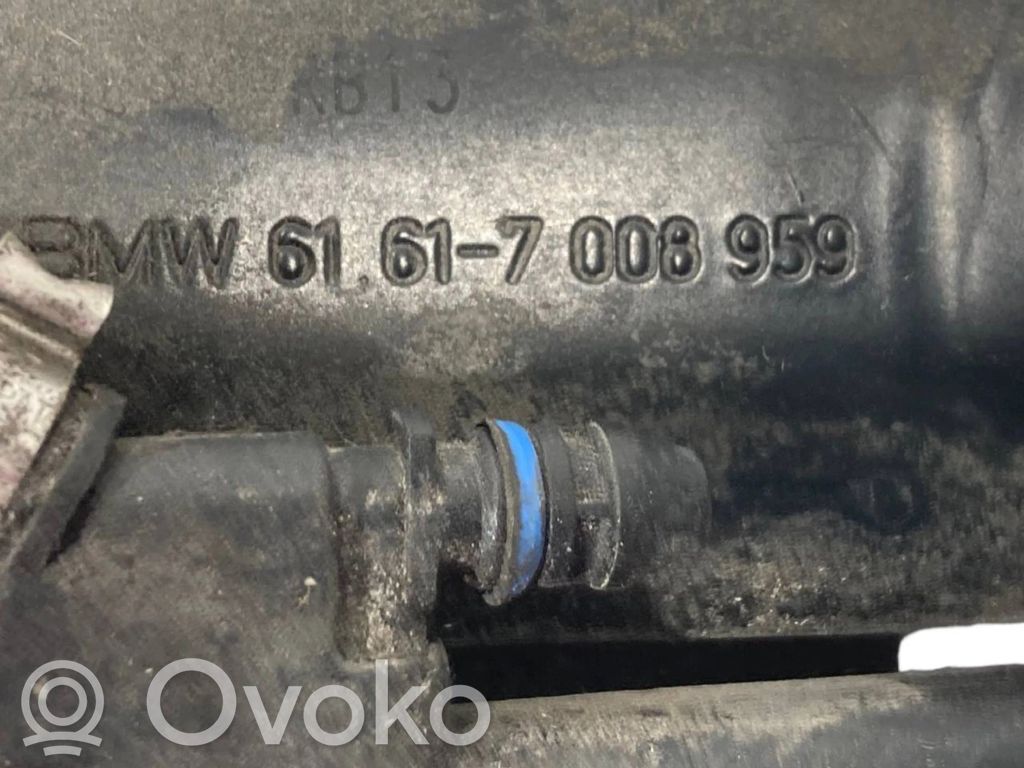 Priekšējā loga tīrītāja kājiņa