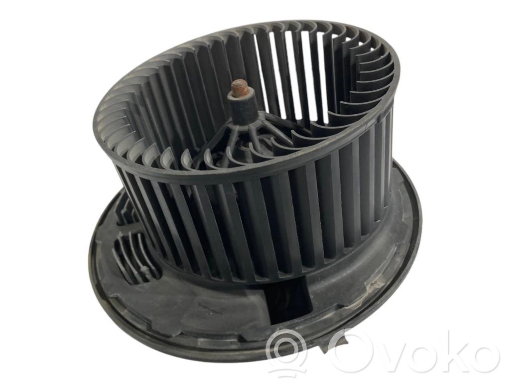 Mazā radiatora ventilators