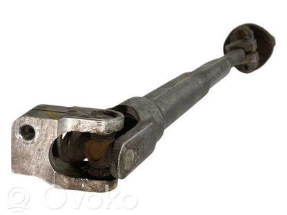 Stūresrata ass krustsavienojums