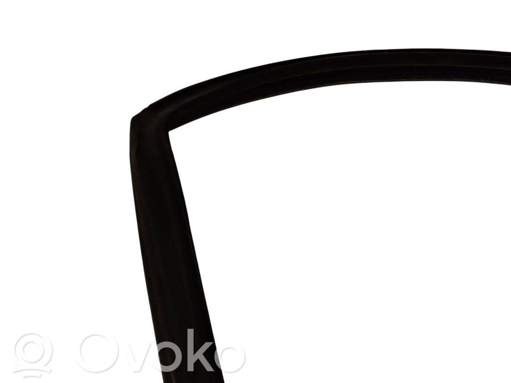 Aizmugurē apdares gumija (virsbūvē)