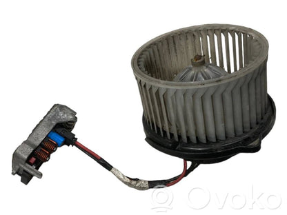 Маленький вентилятор радиатора