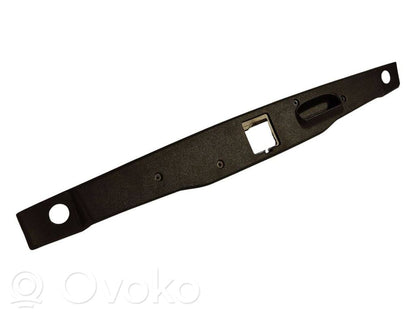 Apakšējā dekoratīvā apdare