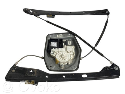 Priekšpusē elektriskā loga pacelšanas mehānisma komplekts