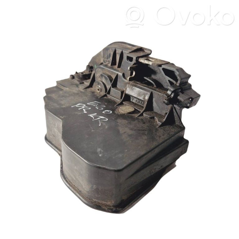 Передний замок